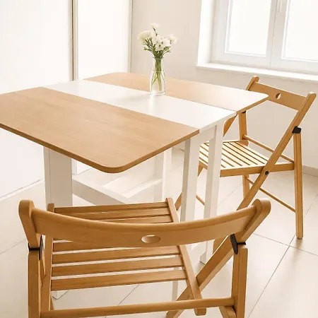 Appartement Immeuble Privatif 3 Et 1 Non Loin De L'immeuble