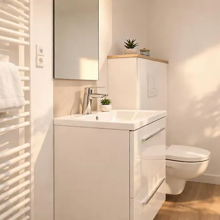 Immeuble Privatif 3 Et 1 Non Loin De L'immeuble *
