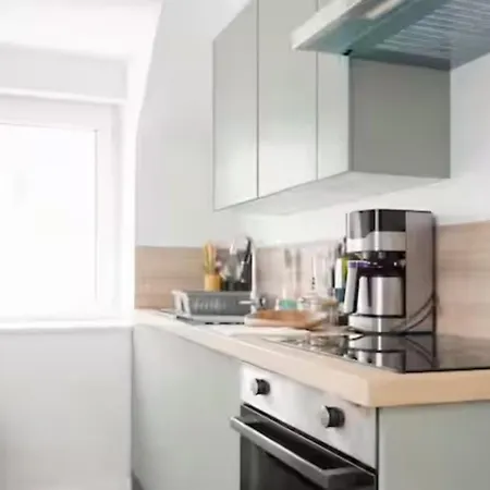 Immeuble Privatif 3 Et 1 Non Loin De L'immeuble Lejlighed